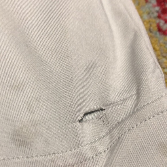 🧜🏼‍♀️3 for $15 item!🧜🏼‍♀️ Patagonia tee - Picture 2 of 4